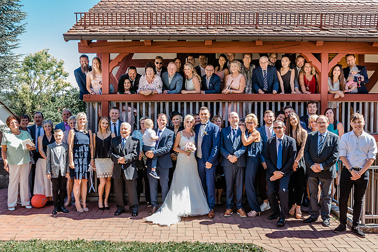 Gruppenfoto der Hochzeitsgesellschaft